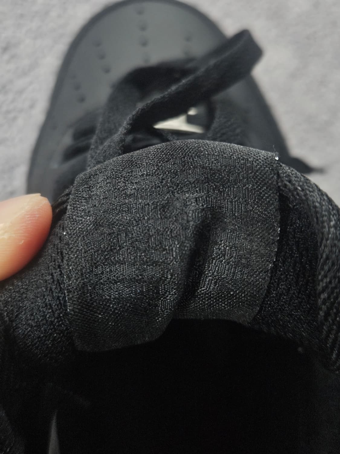 나이키 에어포스 1 "07 트리플블랙 스니커즈 (260MM)/ 11291 상품이미지7