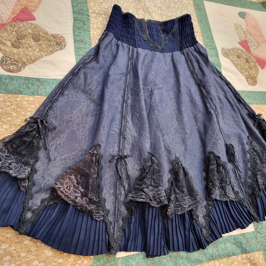 OZZ ONESTE 오즈 오네스트 네이비 고딕 레이스 스커트 상품이미지2