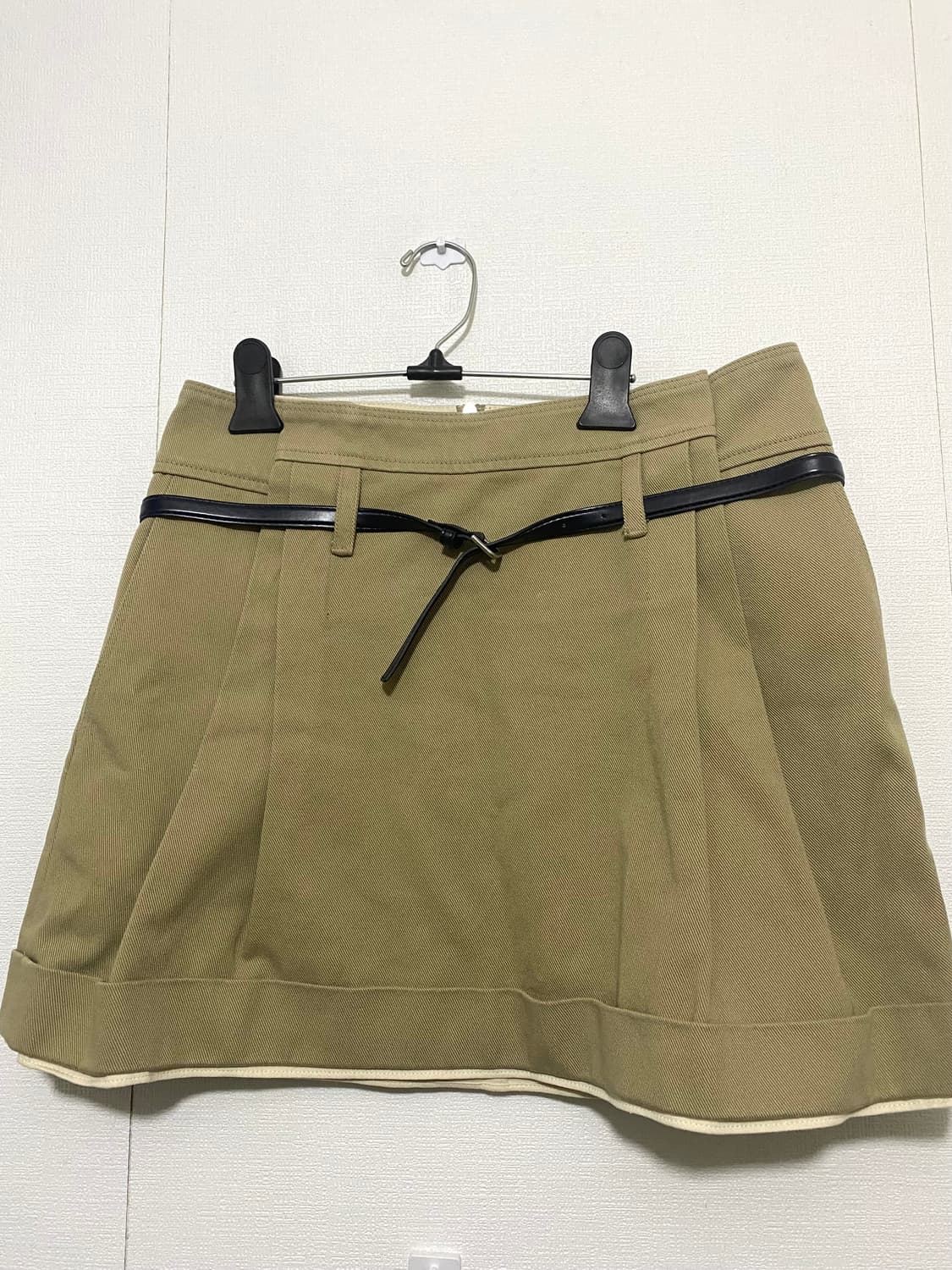 럭키슈에뜨 배색 포인트 스커트 24FW 상품이미지6