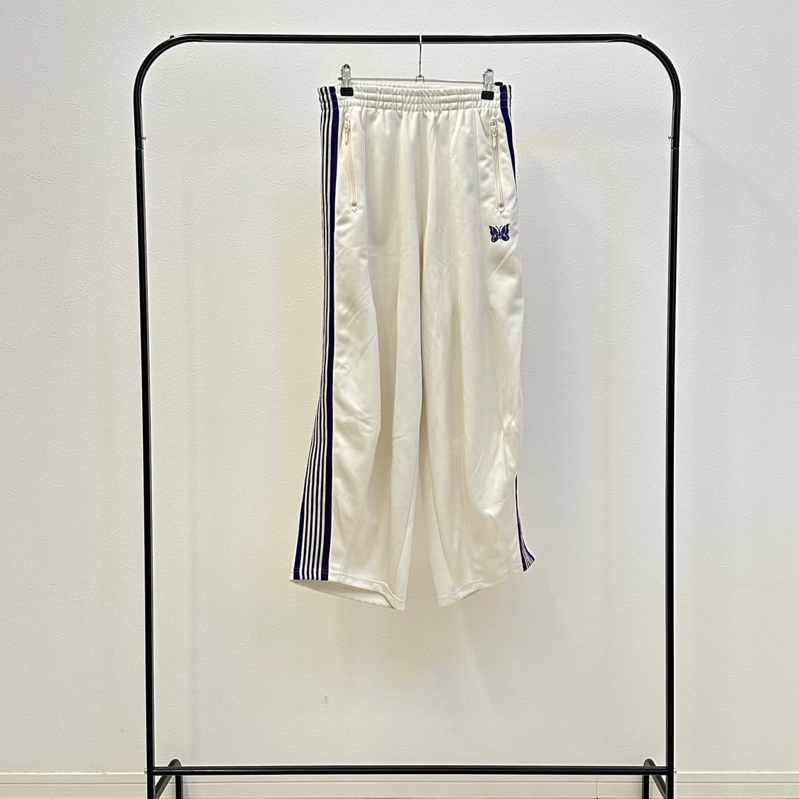 니들스 트랙팬츠 hd  상품이미지1