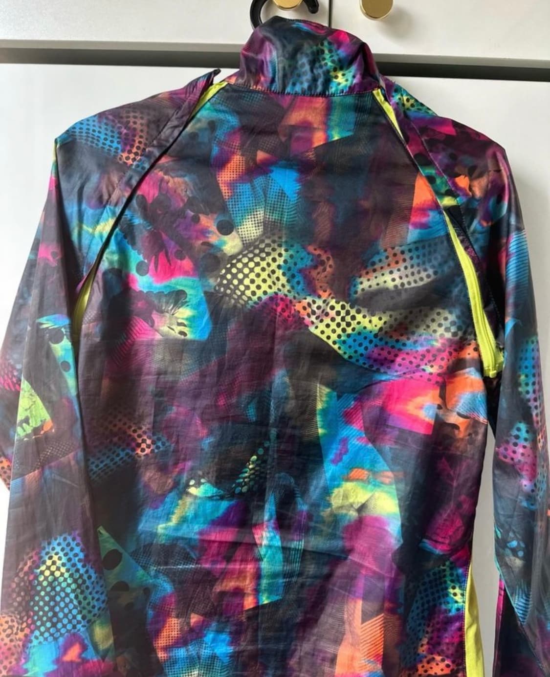 아디다스 멀티 패턴 바람막이 상품이미지8