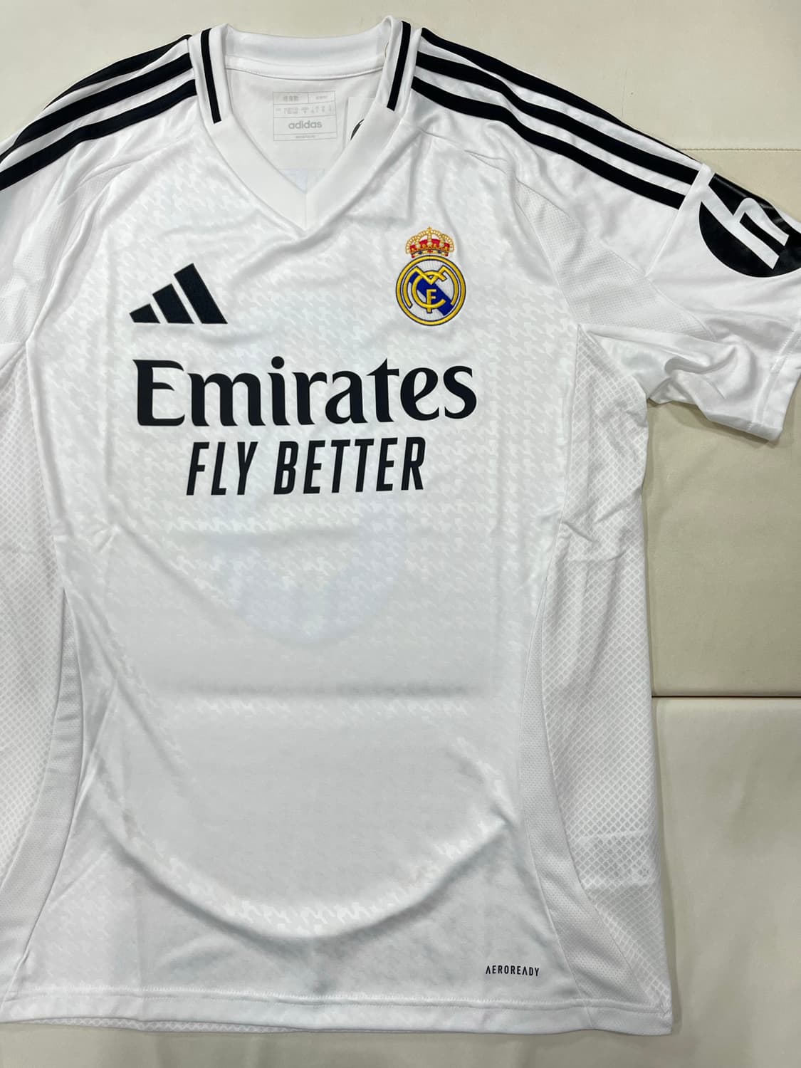 아디다스 24-25 레알 마드리드 CF 홈 페데리코 발베르데 (새제품) 상품이미지5