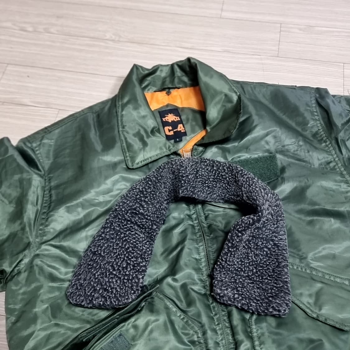 복각 ma-1 C-4 그린 봄버 자켓(105) 상품이미지6