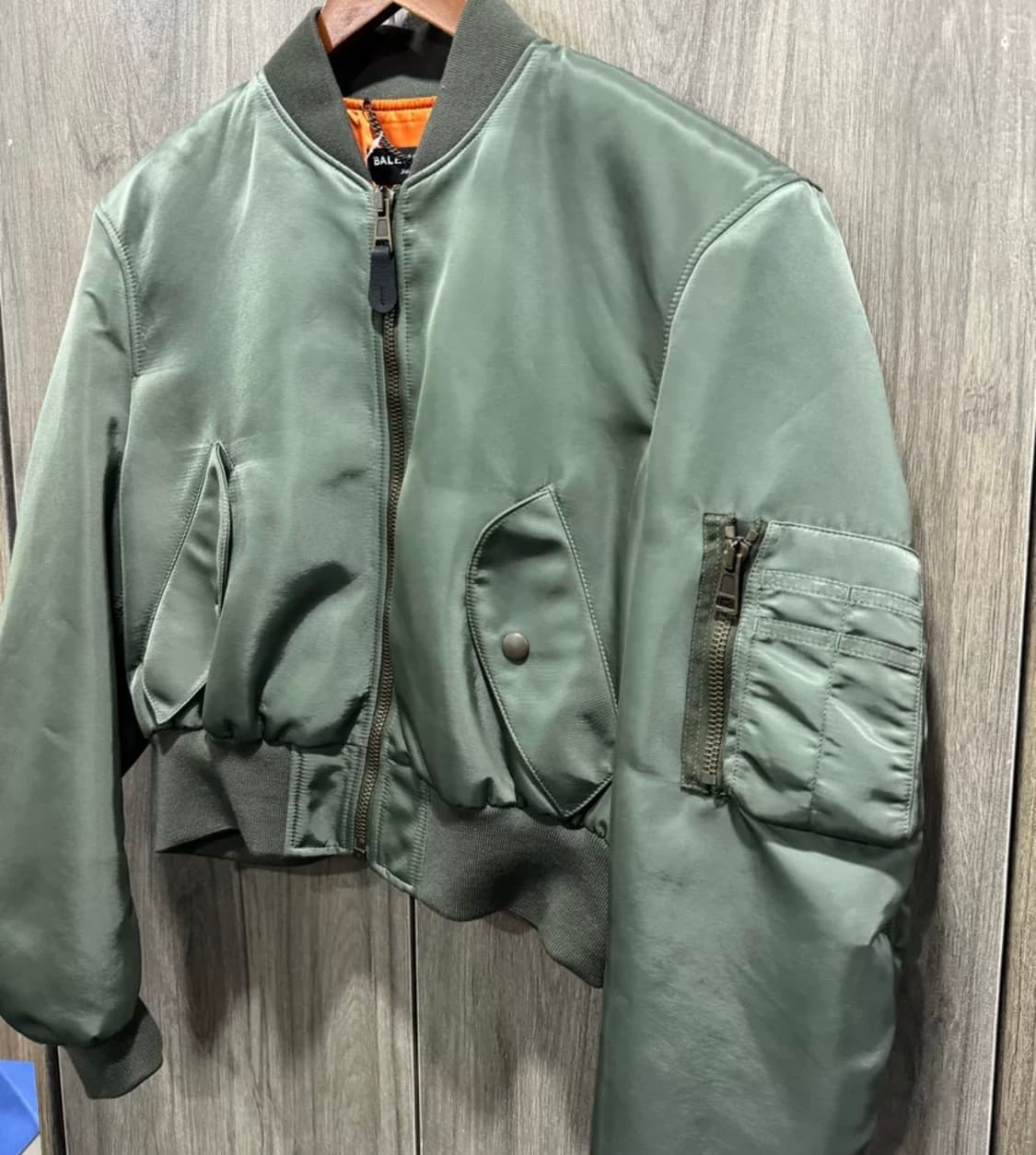 [S] 발렌시아가 17ss 크롭 봄버 자켓 상품이미지4