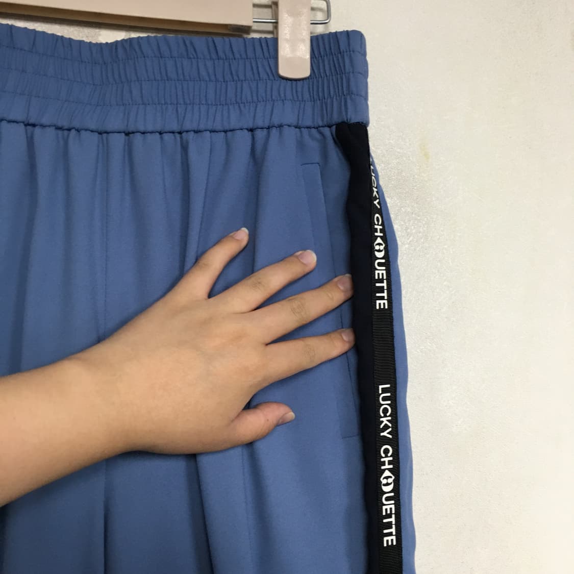 럭키슈에뜨 밴딩 레터링 팬츠 36 상품이미지4