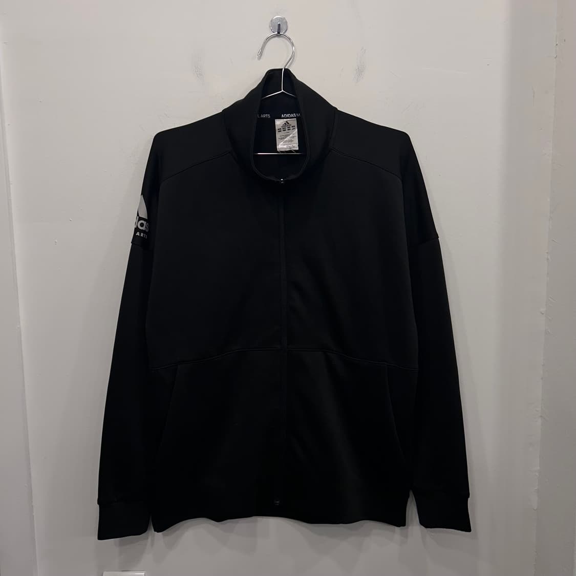 아디다스 마샬아츠 숄더로고 집업 져지 상품이미지2