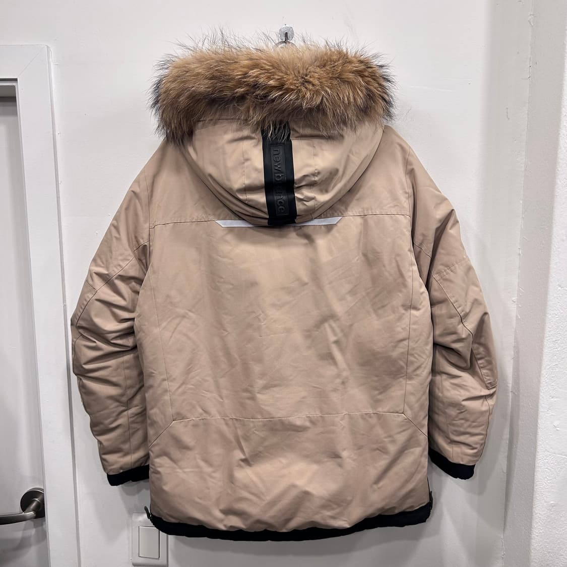 뉴발란스 패트롤 구스다운 쉐르파 후드 패딩 상품이미지5