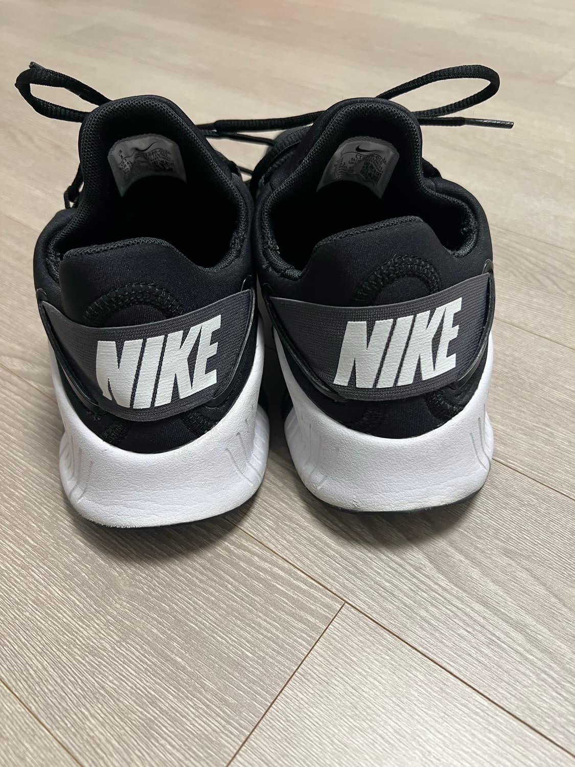 나이키 프리메트콘 260 상품이미지2