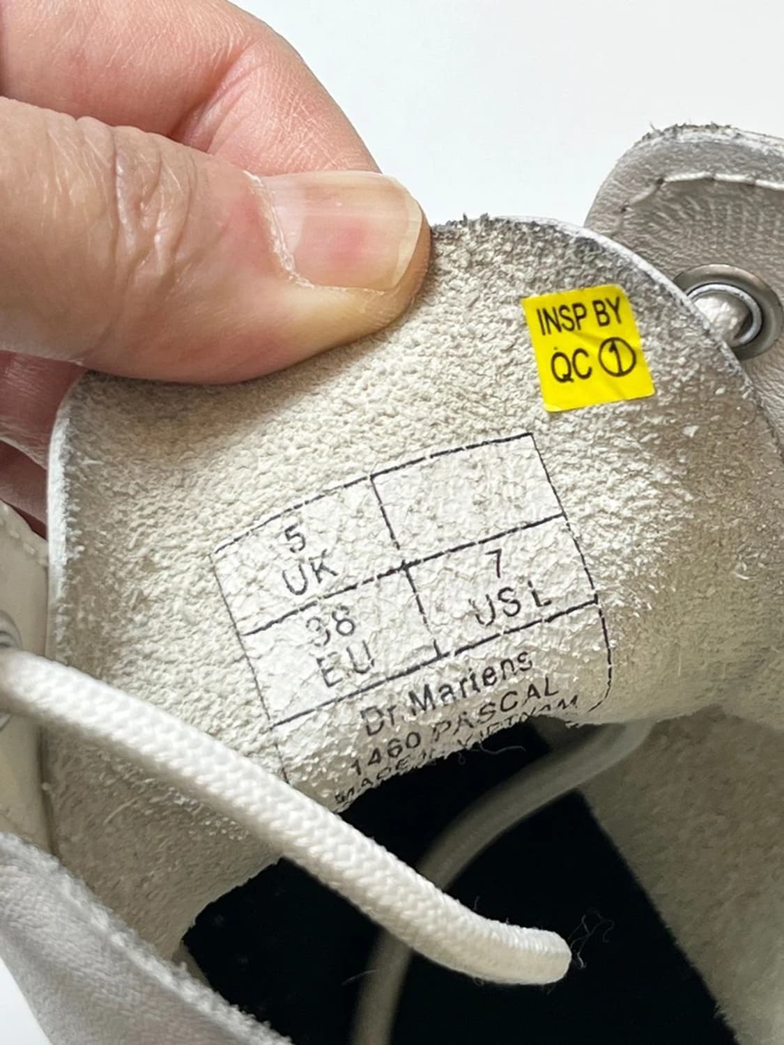 닥터마틴 1460 파스칼 화이트 워커 부츠 Q1346 상품이미지10