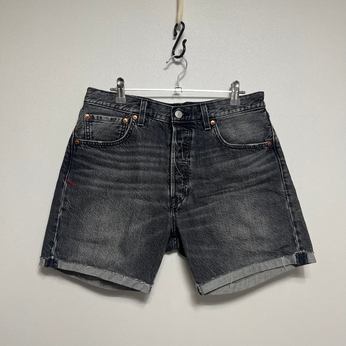 리바이스 501 블랙 데님 반바지 32 상품이미지8