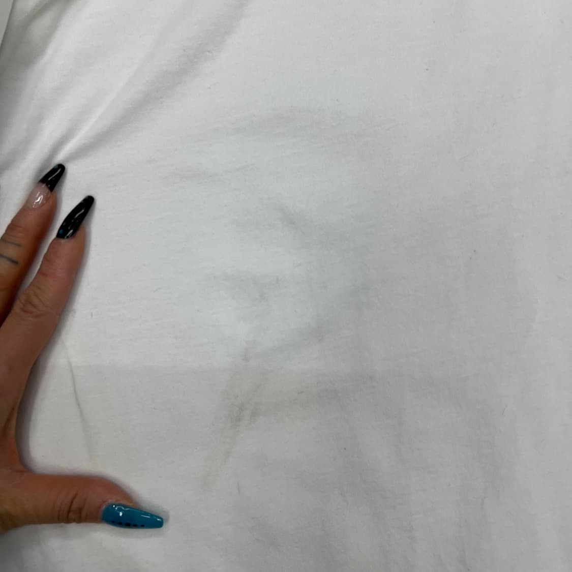 알릭스 화이트 후드 롱슬리브 상품이미지2