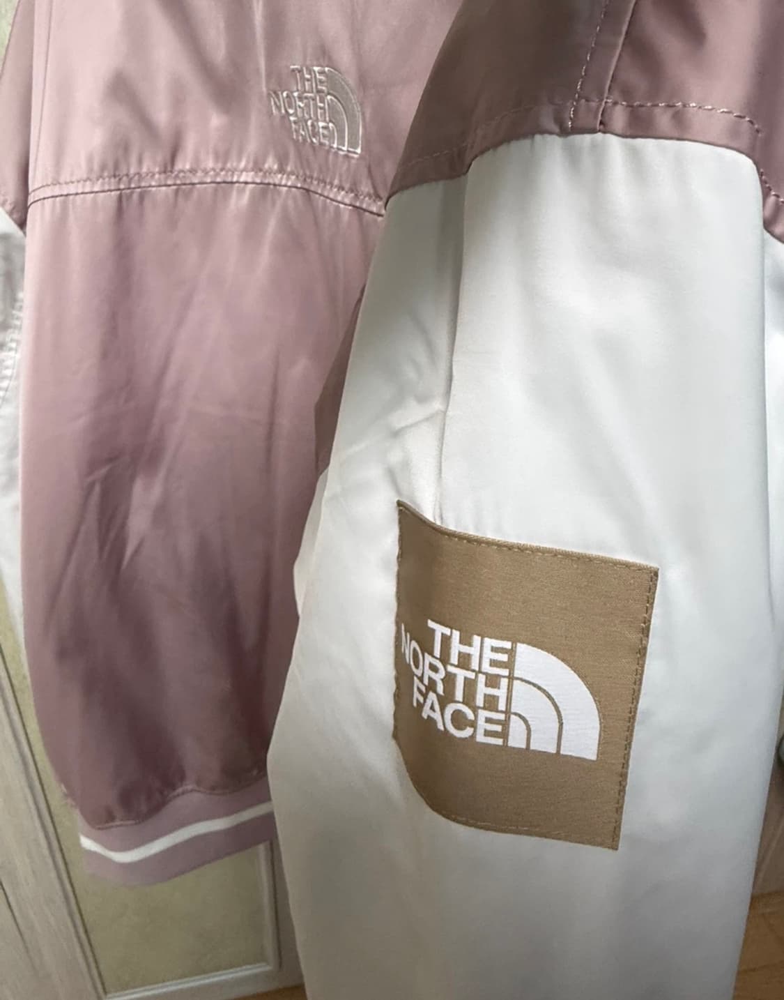 노스페이스 바시티자켓 페일핑크 상품이미지6