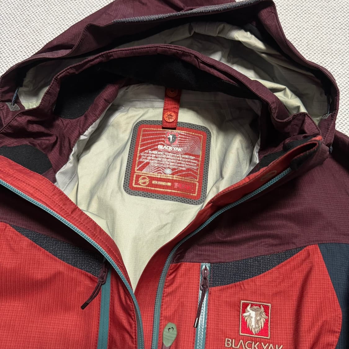 블랙야크 고어텍스 익스트림 피크 바람막이 자켓 상품이미지4