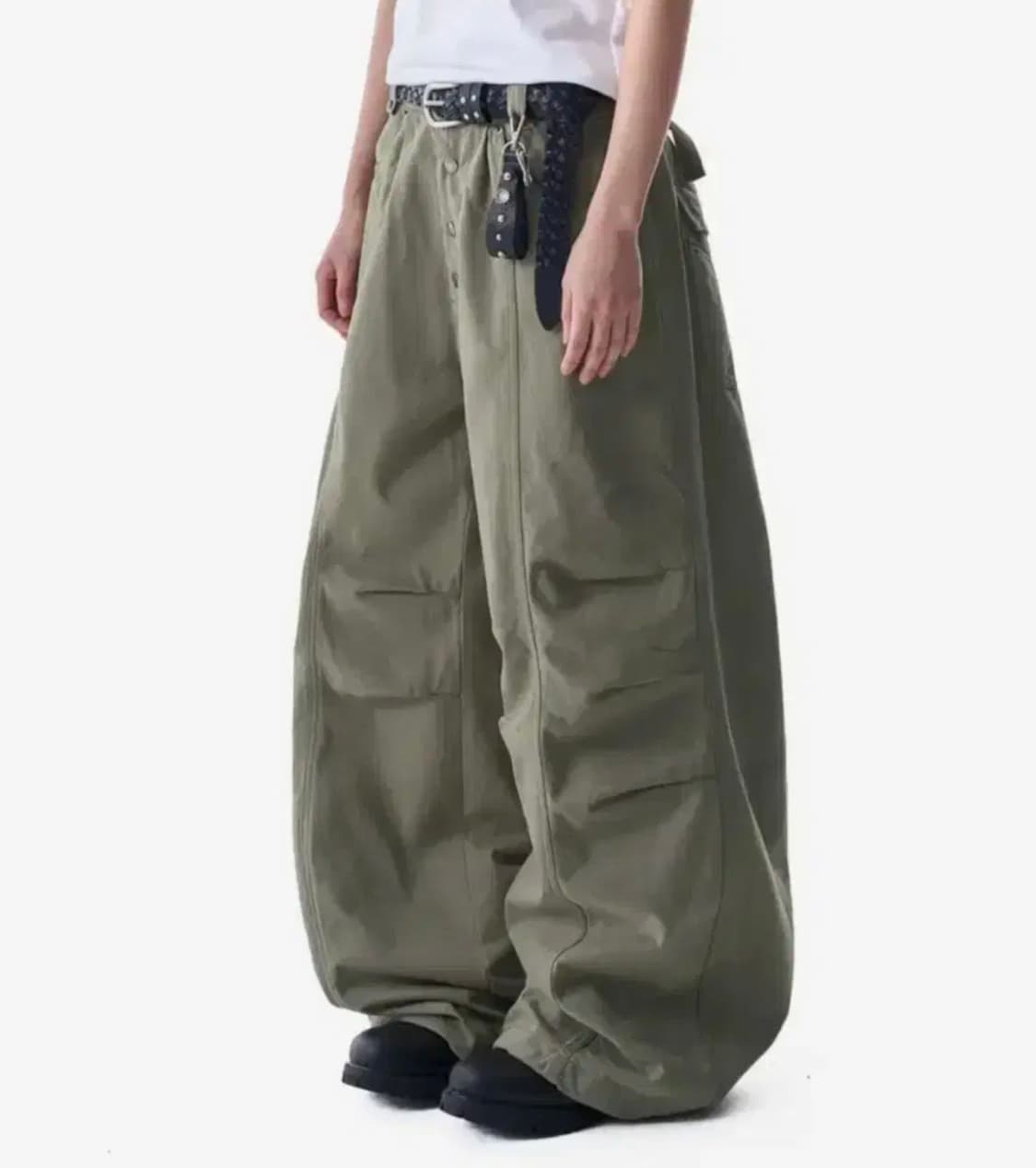 (1)아캄 Knee Pin-tuck Studded Cotton Pants 상품이미지1