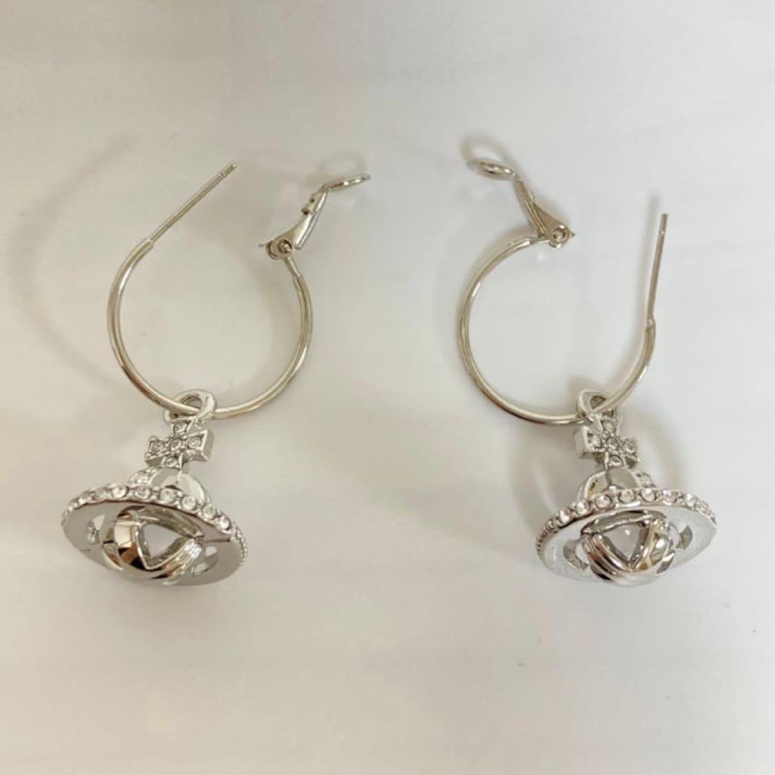 비비안웨스트우드 크리스탈 3D orb 목걸이, 링귀걸이 세트(새상품) 상품이미지8