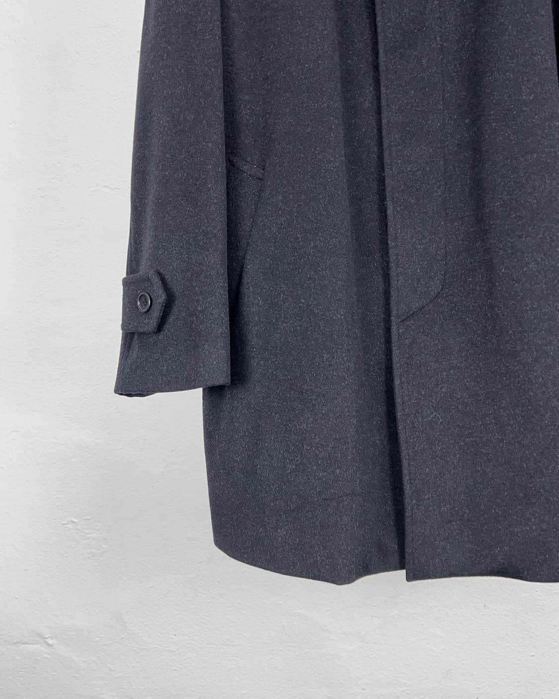 이브 생로랑 뿌르 옴므 블랙 캐시미어 울 블랜드 스닉 버튼 맥 코트 상품이미지4
