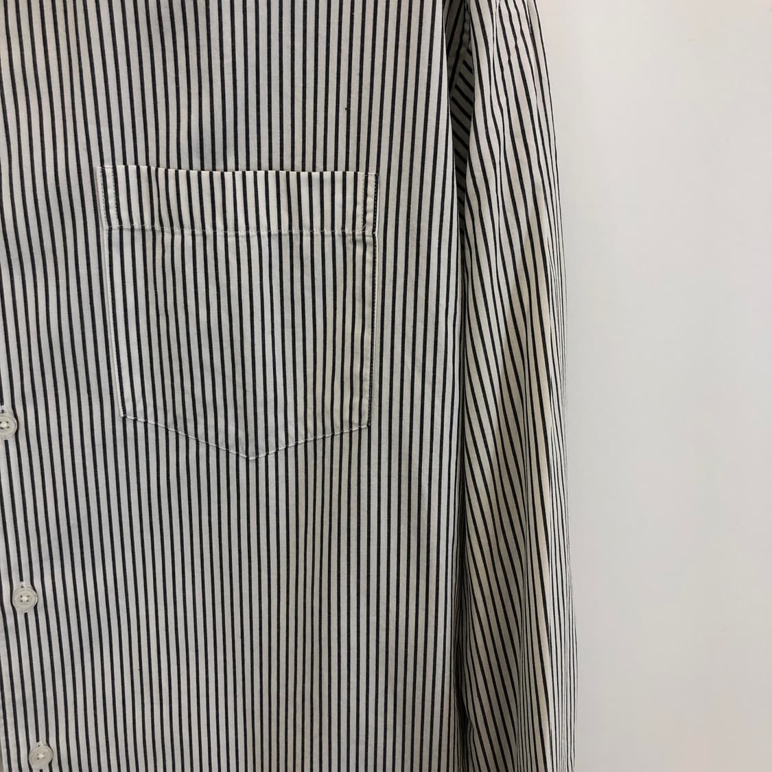 스테디 에브리웨어 스트라이프 셔츠 3 검,흰 상품이미지2