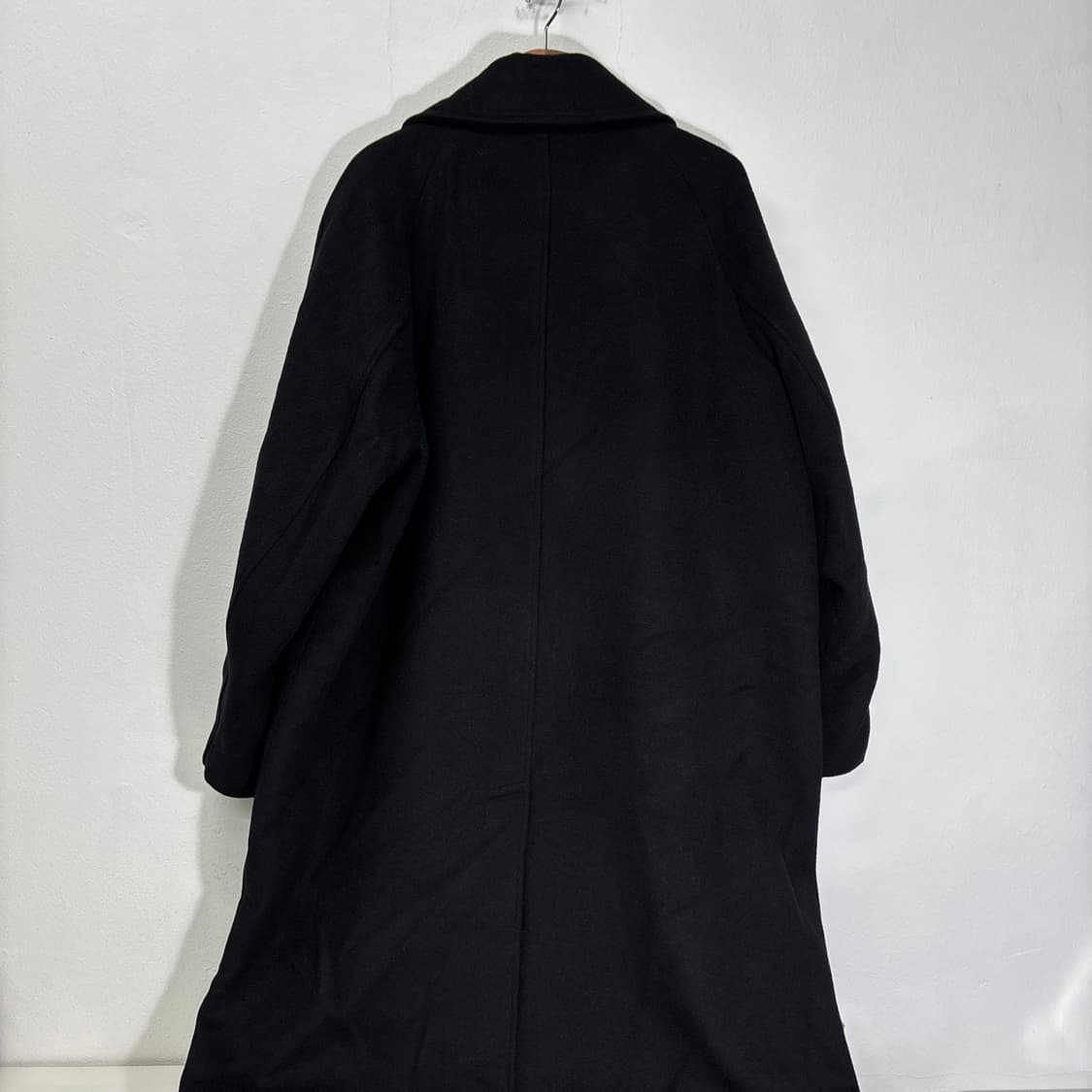 OS 라퍼지스토어 블랙 루즈오버핏 울 발마칸롱코트 상품이미지2