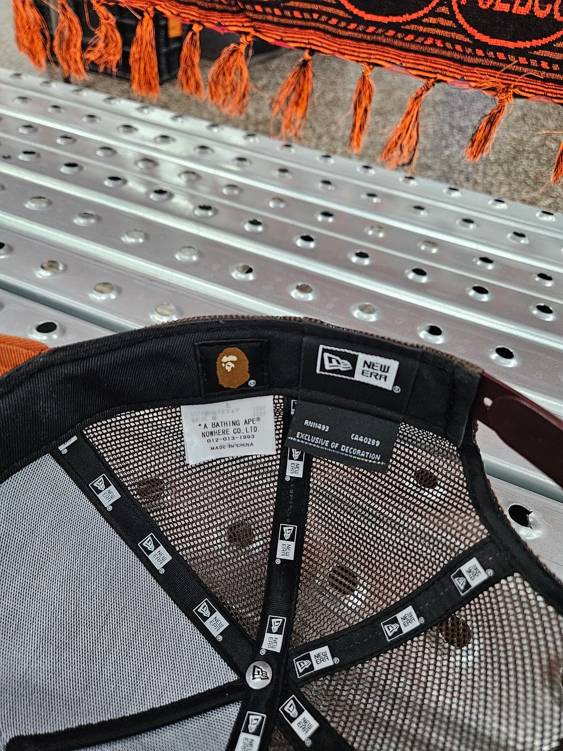 [베이프] nyc logo new era 9forty cap 모자 상품이미지8