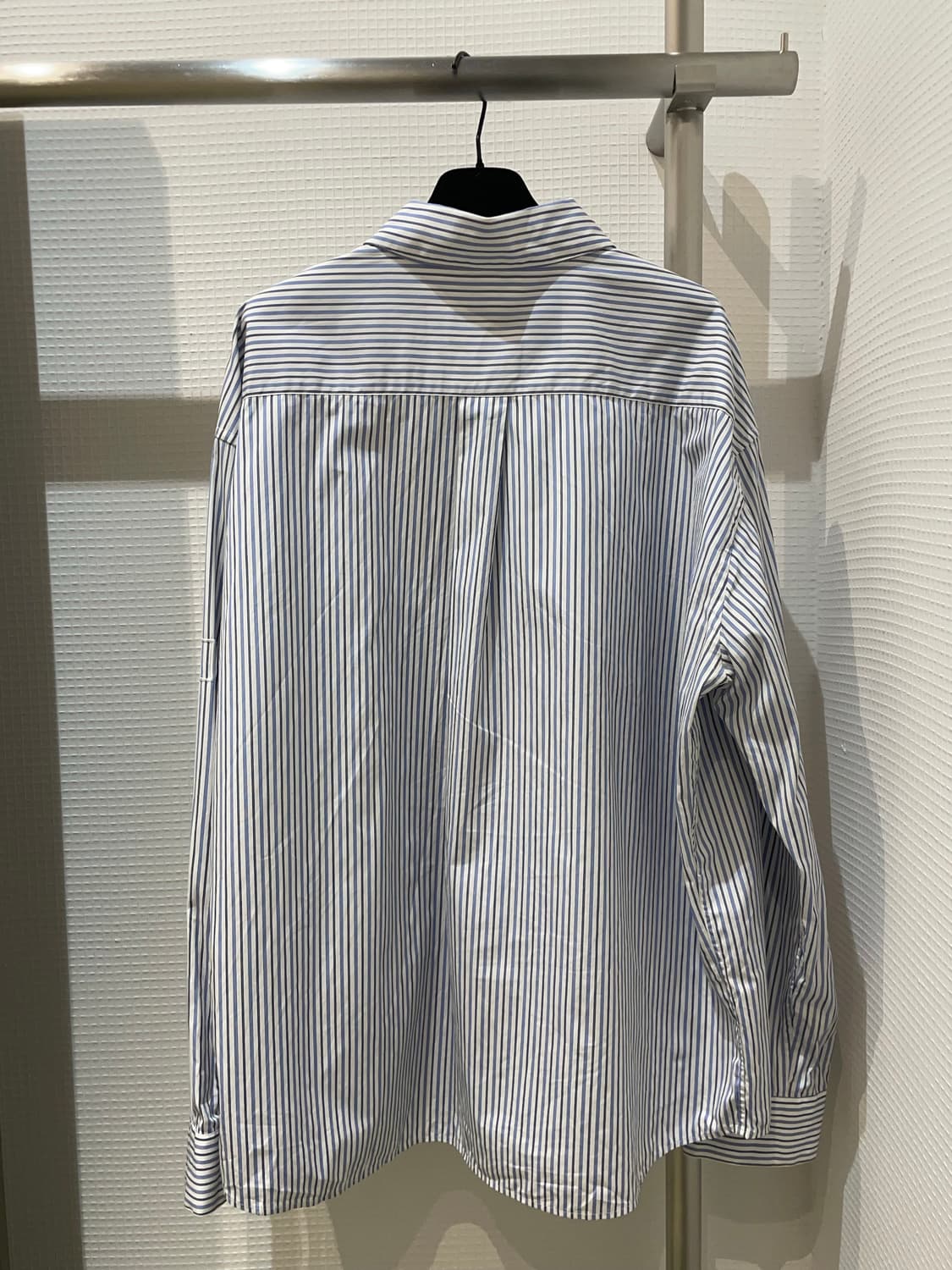 마틴로즈 오버사이즈 스트라이프 셔츠 상품이미지2