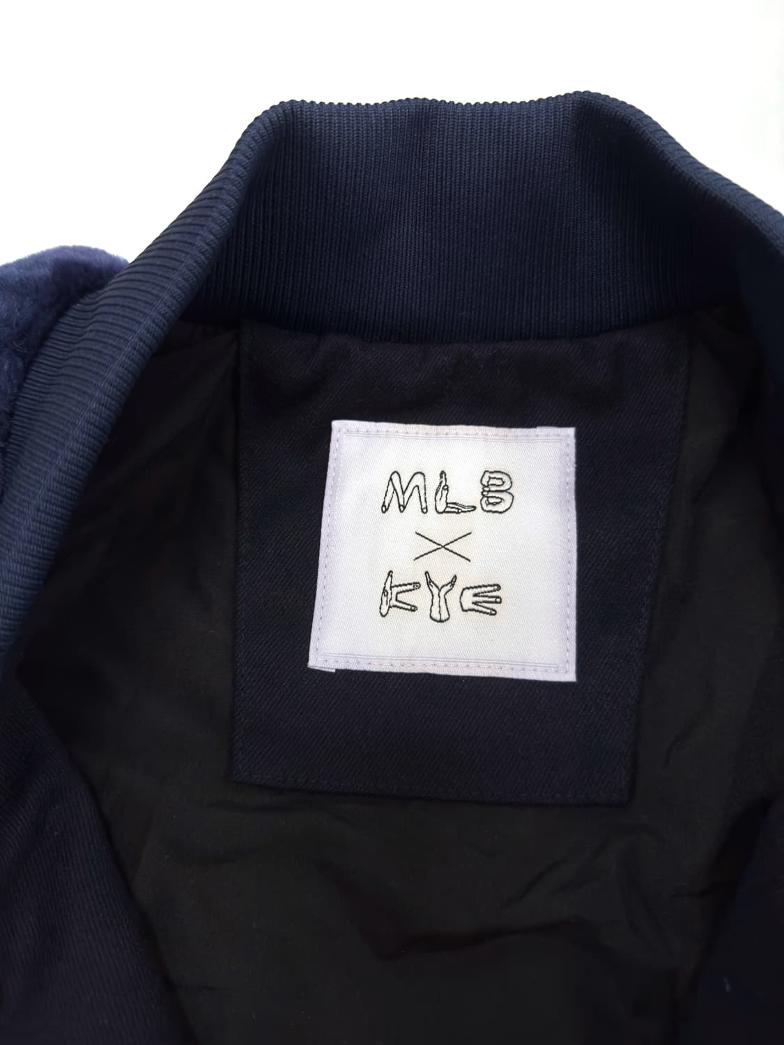 MLB x KYE 카이 퍼자켓 야구점퍼 상품이미지4