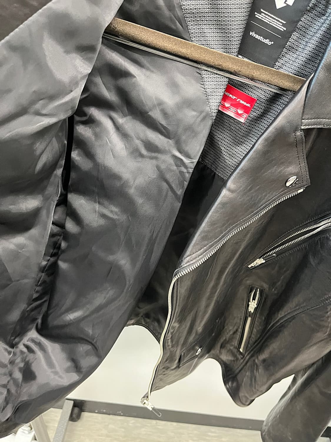 105) 데상트x비바스튜디오 램스킨 라이더자켓  상품이미지7