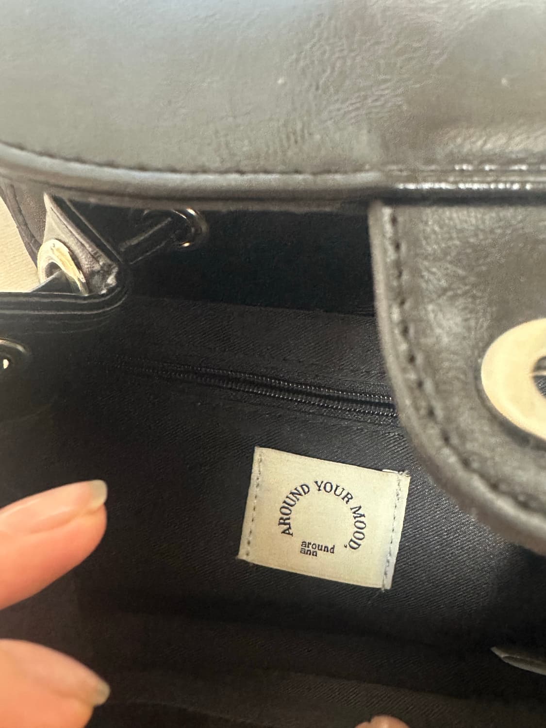 체인레더백팩 상품이미지2