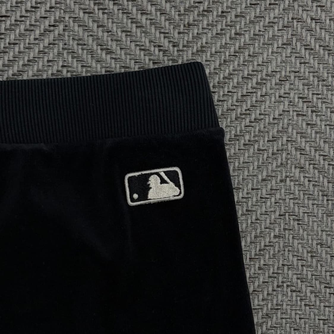 mlb 뉴욕양키즈 벨벳 팬츠 v4273 상품이미지7