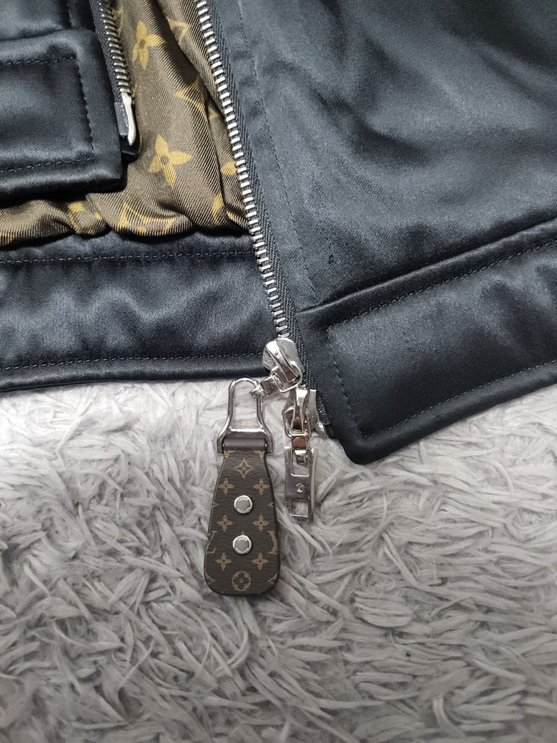 2022 ss 루이비통 보머재킷 네고가능 상품이미지6