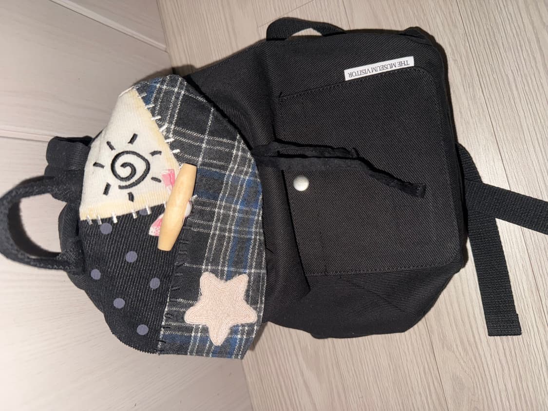 더뮤지엄비지터 패치워크 스트링 미니 백팩 상품이미지3