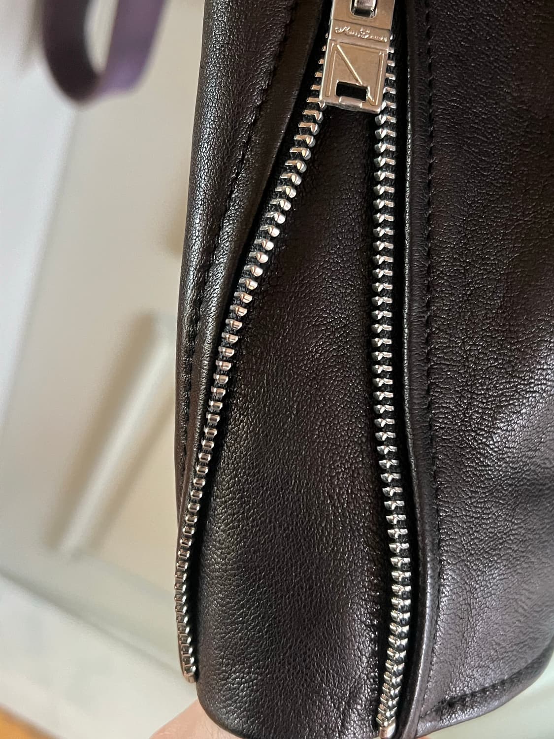 느와르 라르메스 가죽자켓 48사이즈 판매합니다 상품이미지3