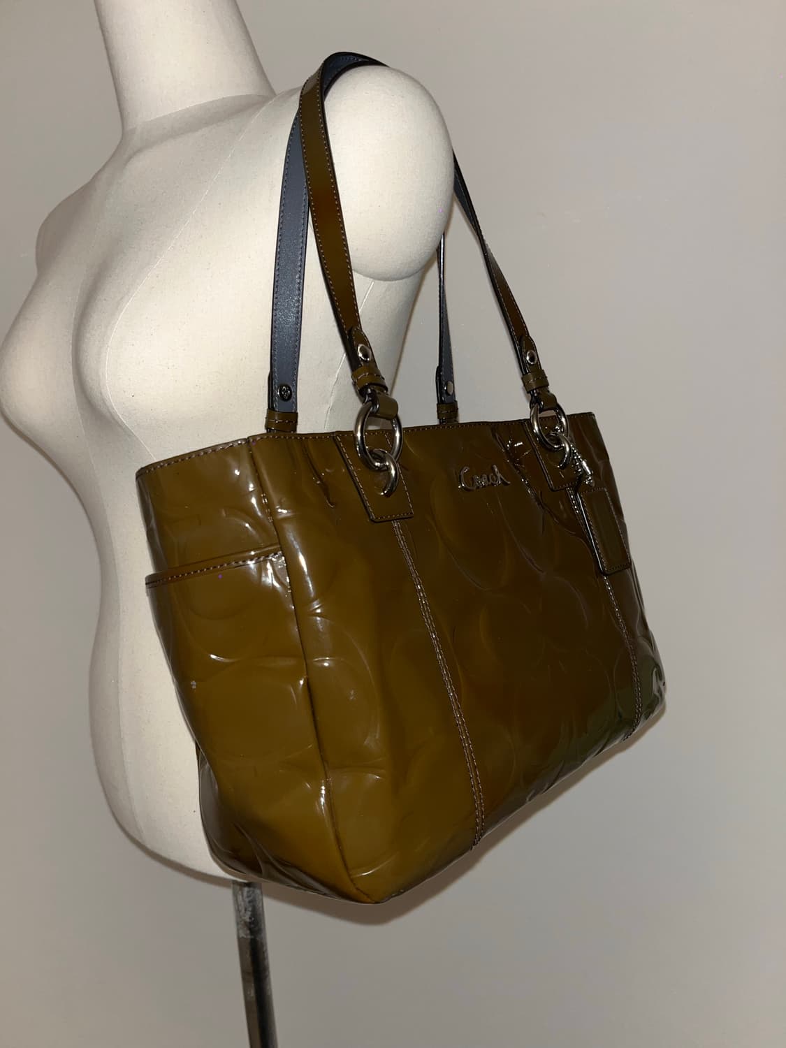 🎉BLACK FRIDAY🎉 Coach kaki bag 상품이미지7