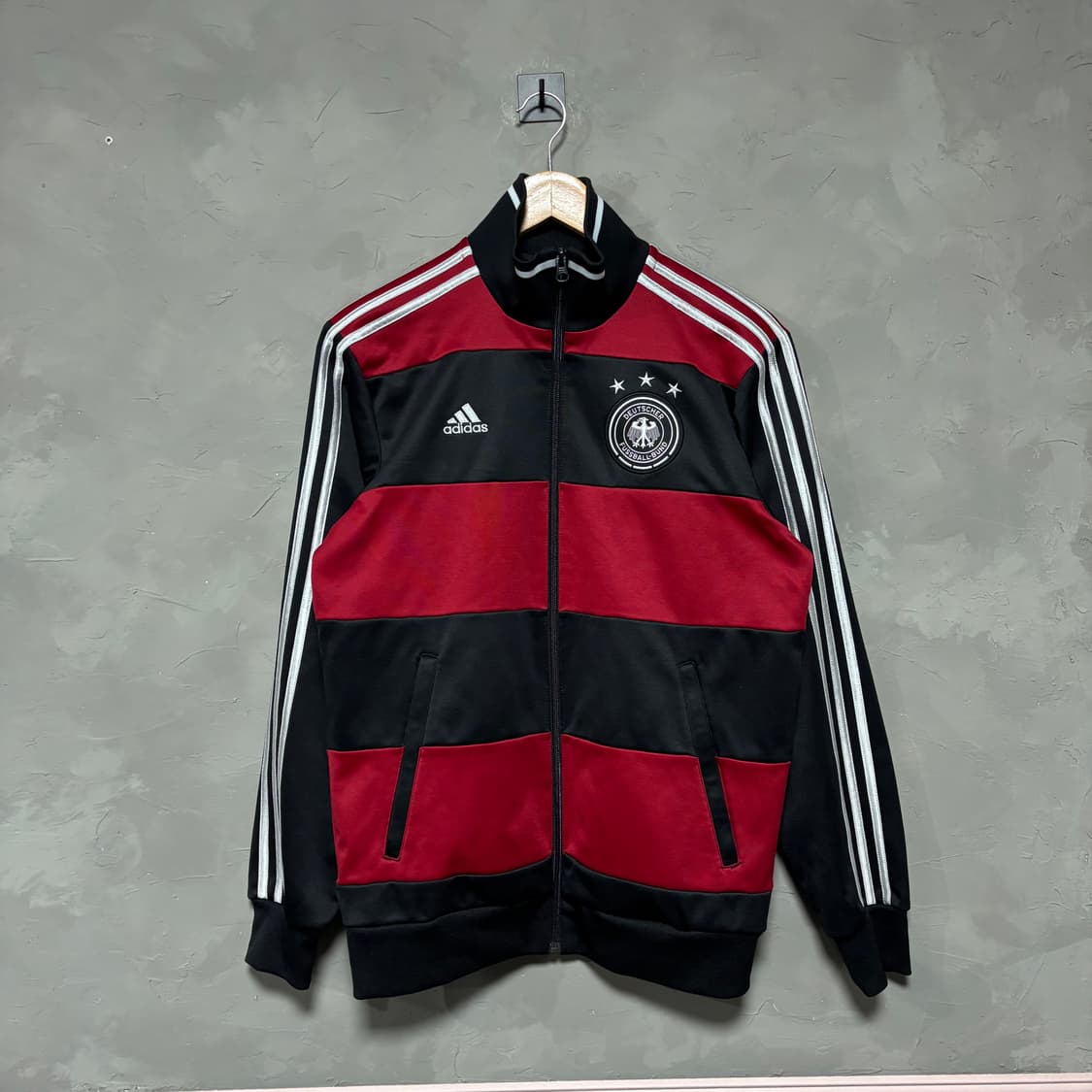 아디다스 독일 져지 트랙탑 검빨 상품이미지1