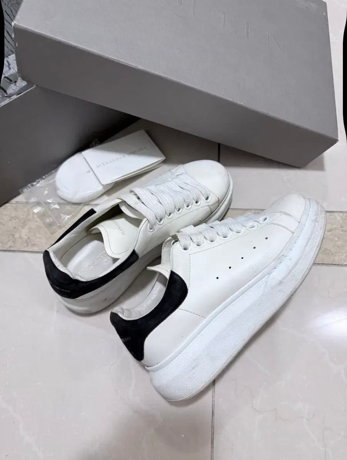 Alexander McQueen 알렉산더 맥퀸 36.5 상품이미지2