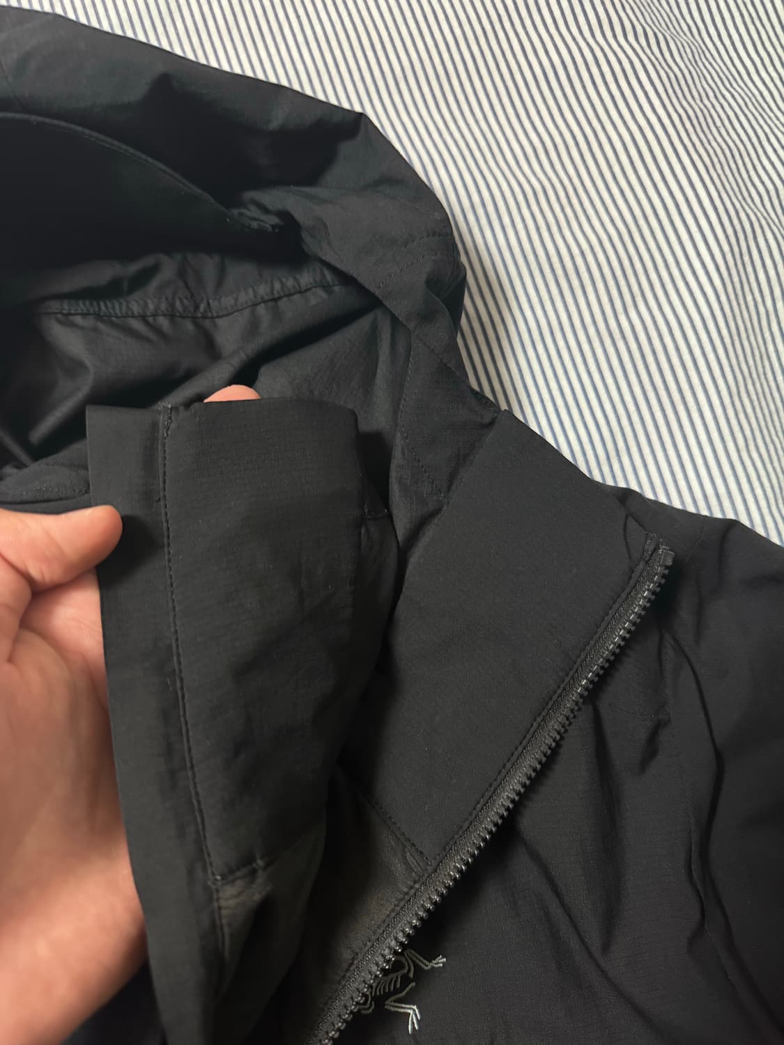 (SS급) 아크테릭스 아톰 SL 후디 블랙  상품이미지8