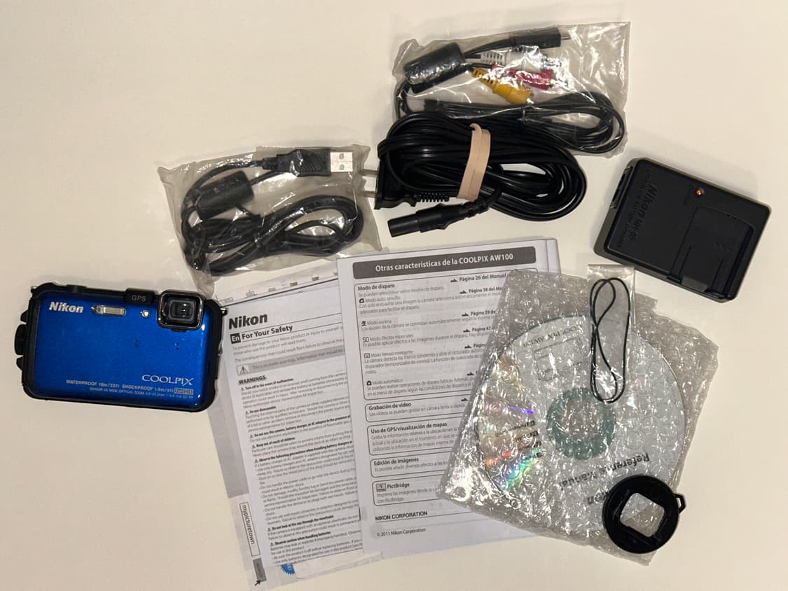 니콘 쿨픽스 AW100 블루 상품이미지1