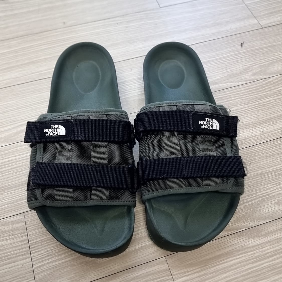 노스페이스 슬리퍼 체크 샌들 그린(260~275) 상품이미지1