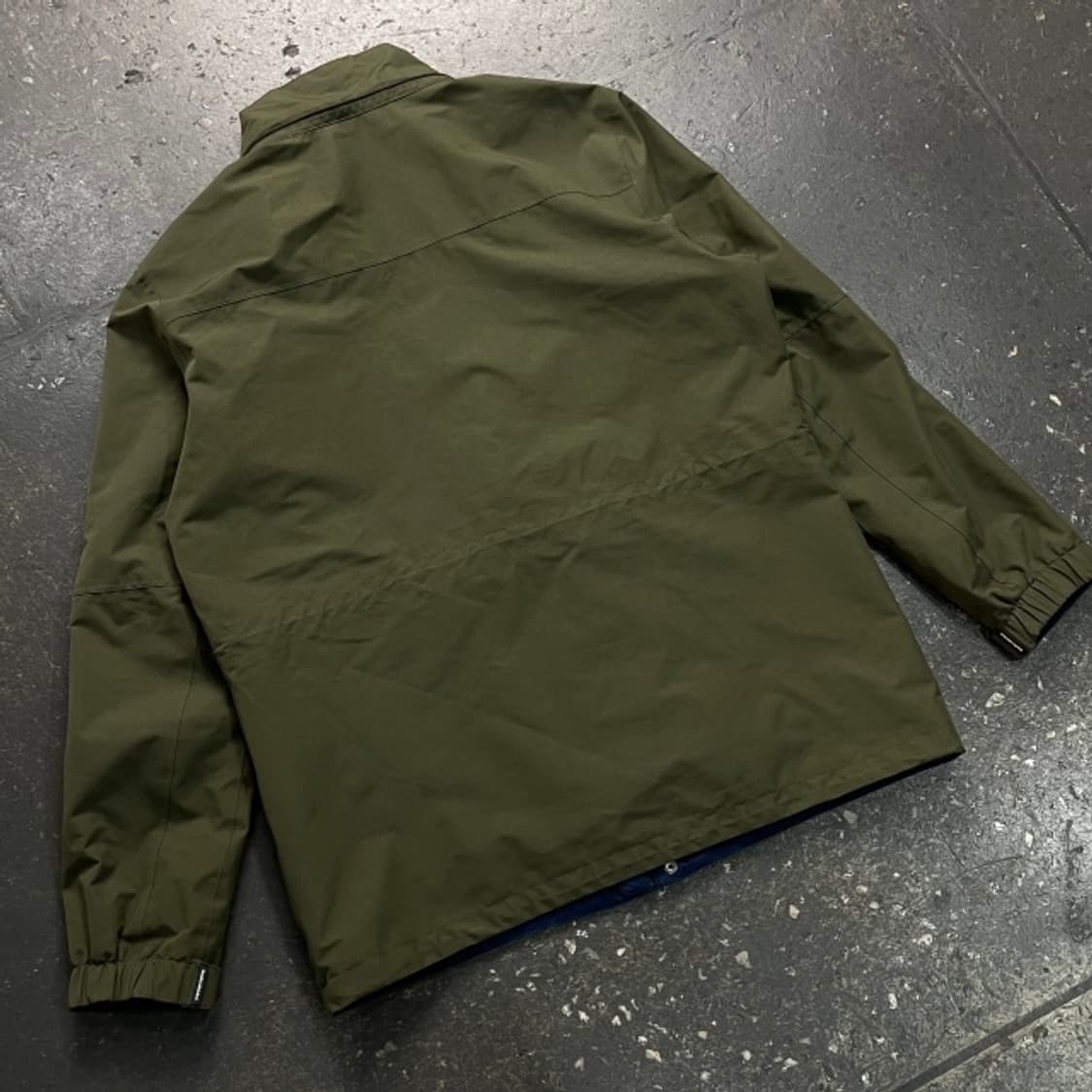 105 빈폴 아웃도어 고어텍스 바람막이 상품이미지7