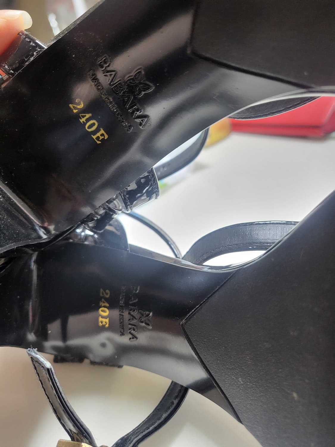 바바라 T 스트랩 샌들 상품이미지4