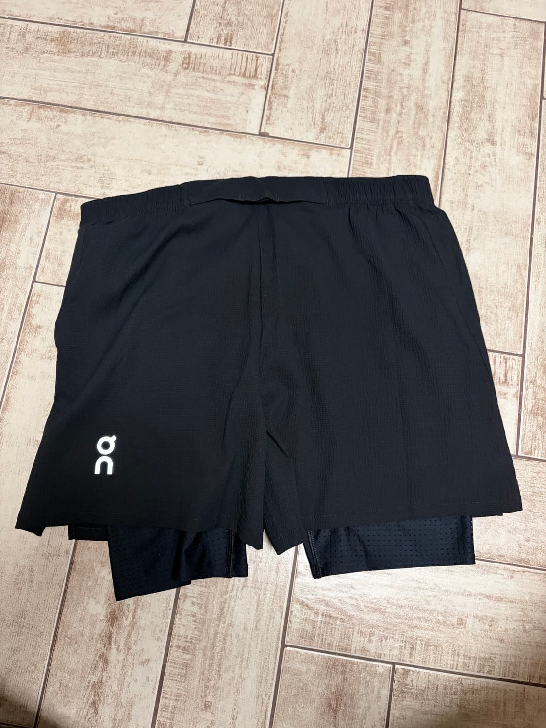 온러닝 페이스 쇼츠 M 판매 상품이미지2