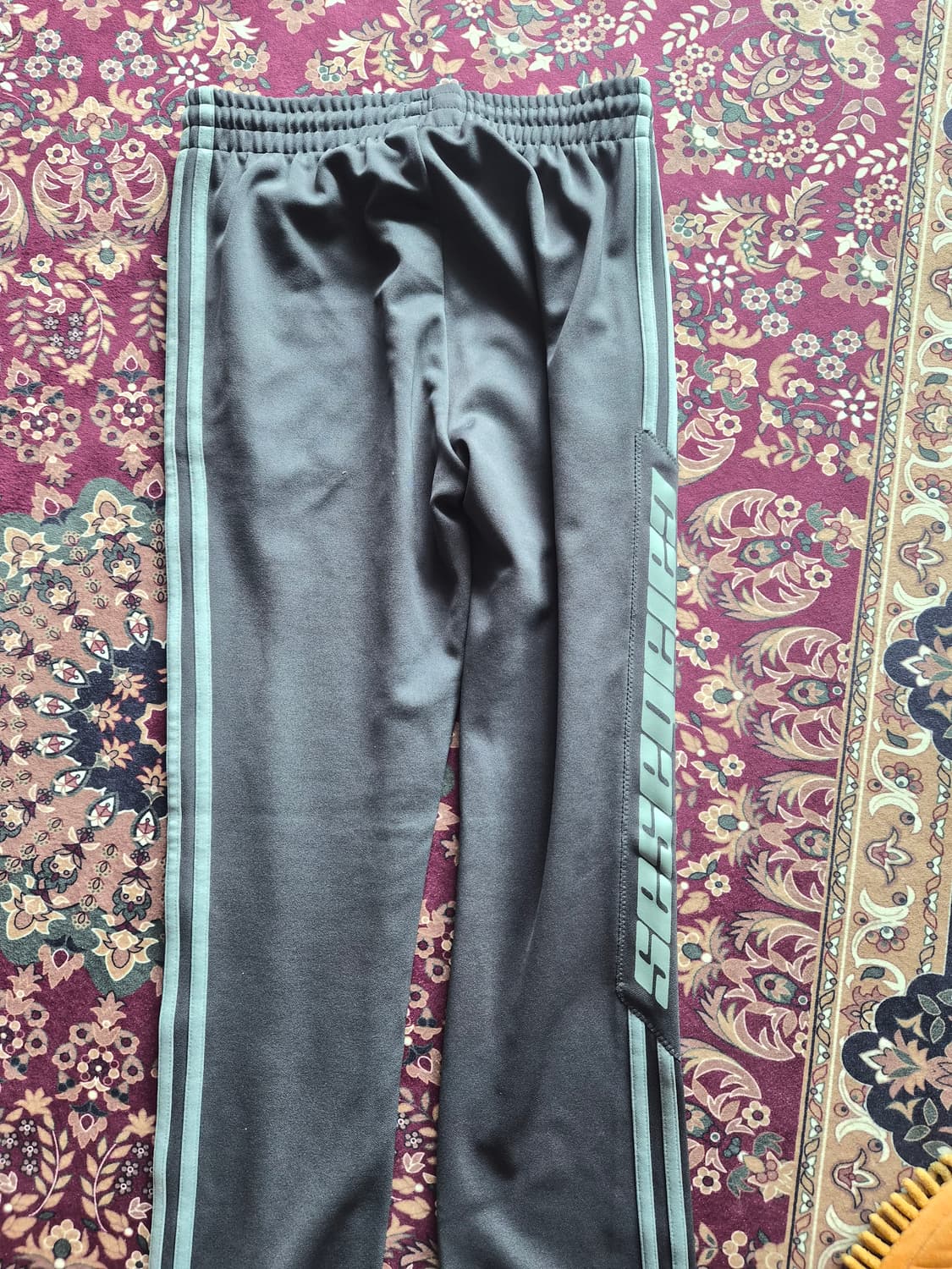 아디다스 이지 칼라바사스 팬츠 XS 상품이미지6