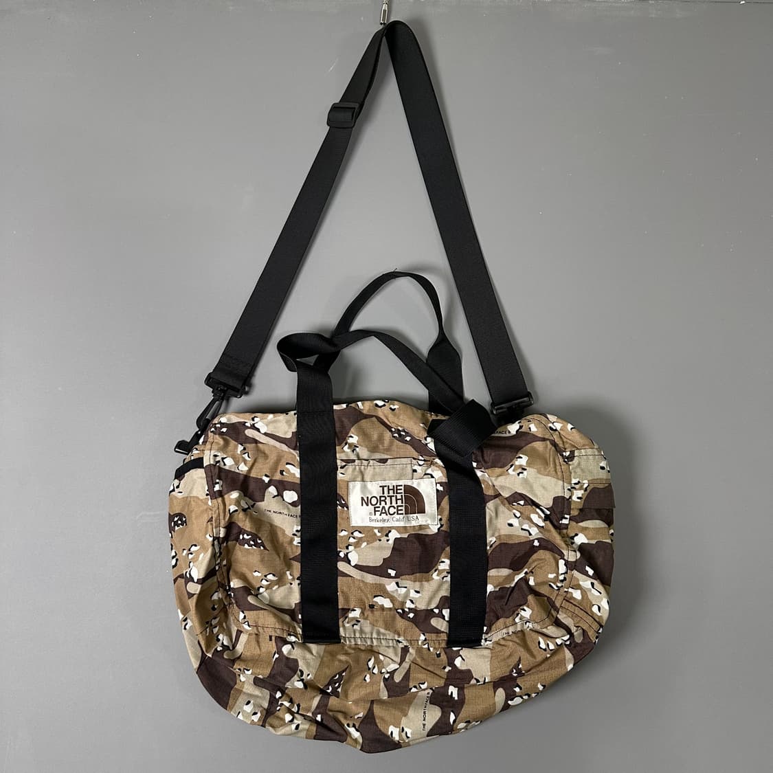 노스페이스 카모플라주 크로스백 토트백 가방  [011406] 상품이미지1