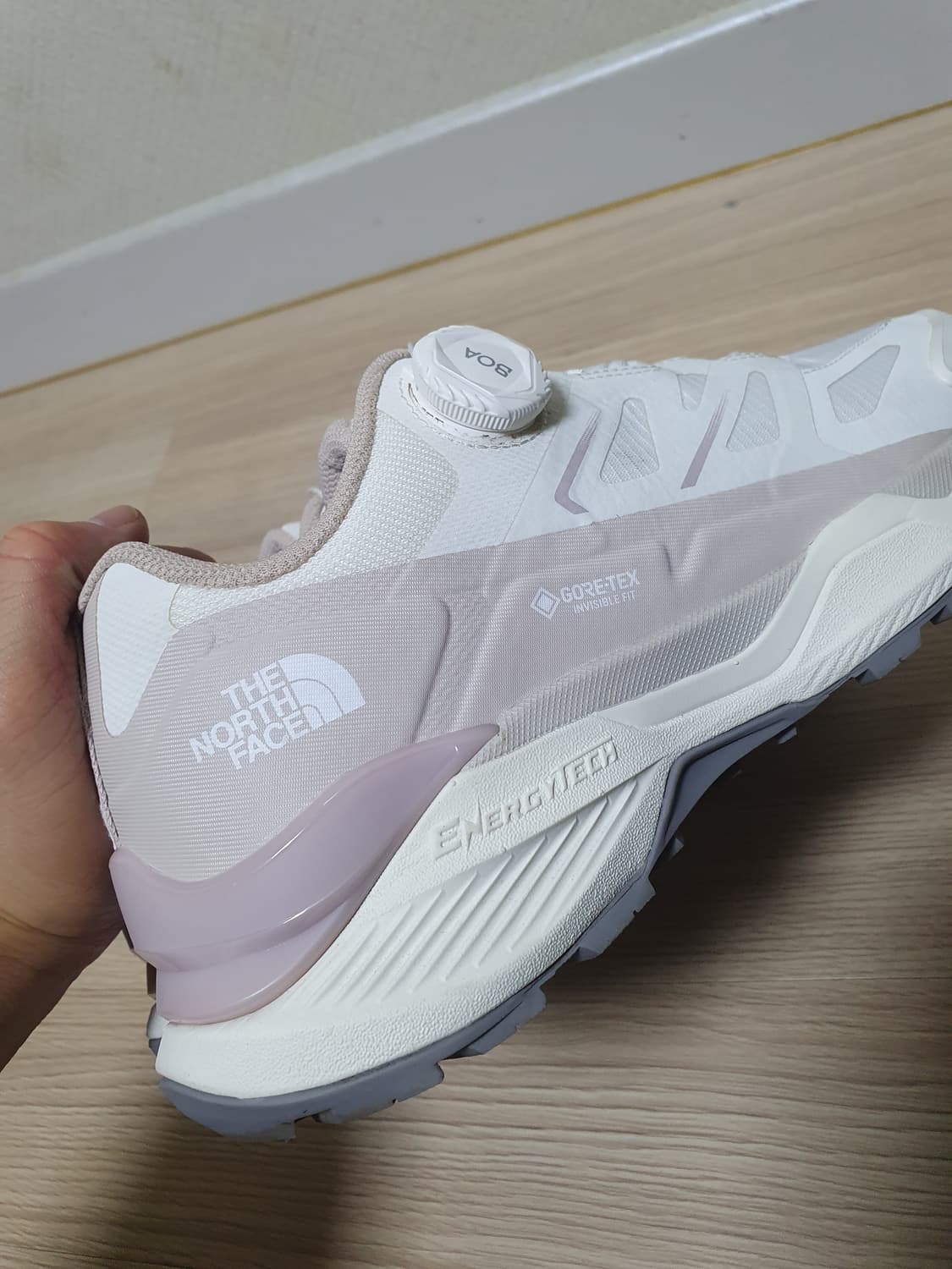 노스페이스 고어텍스 여성 트레킹화 250 상품이미지6