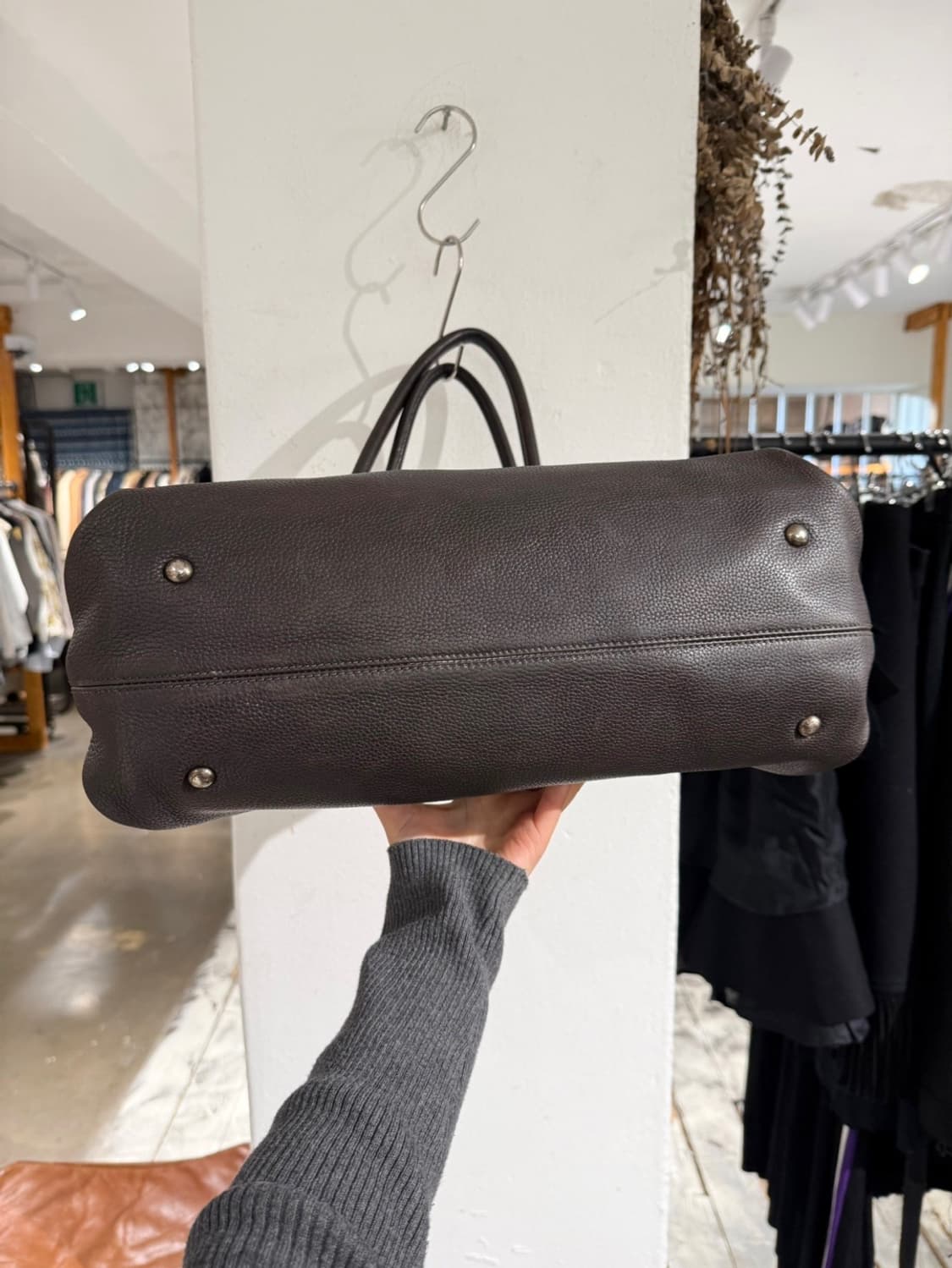 페라가모 브라운 간치니 레더 토트백 상품이미지6