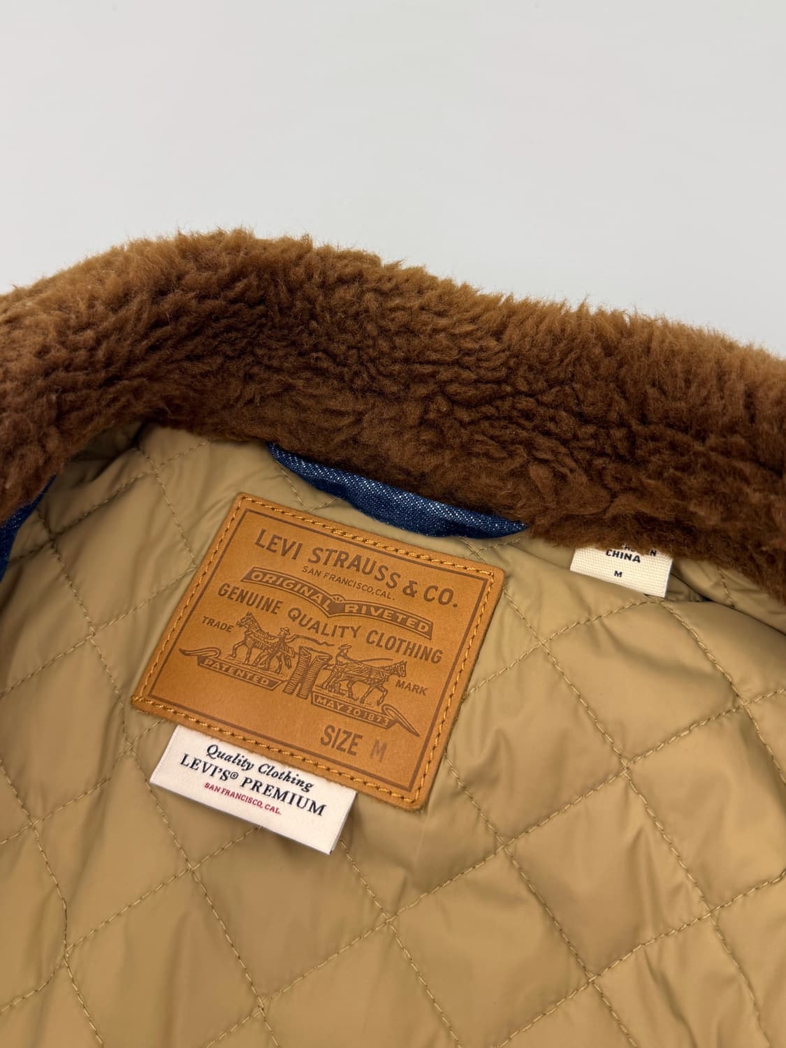 리바이스 루즈핏 시어링 베이 데님 봄버 자켓  상품이미지6