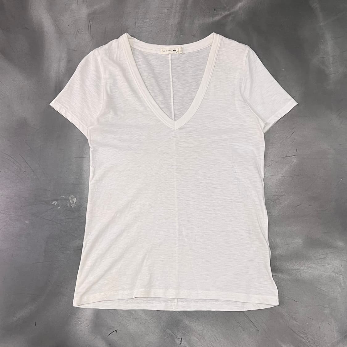  랙앤본 진스 브이넥 반팔티 y16080 상품이미지1