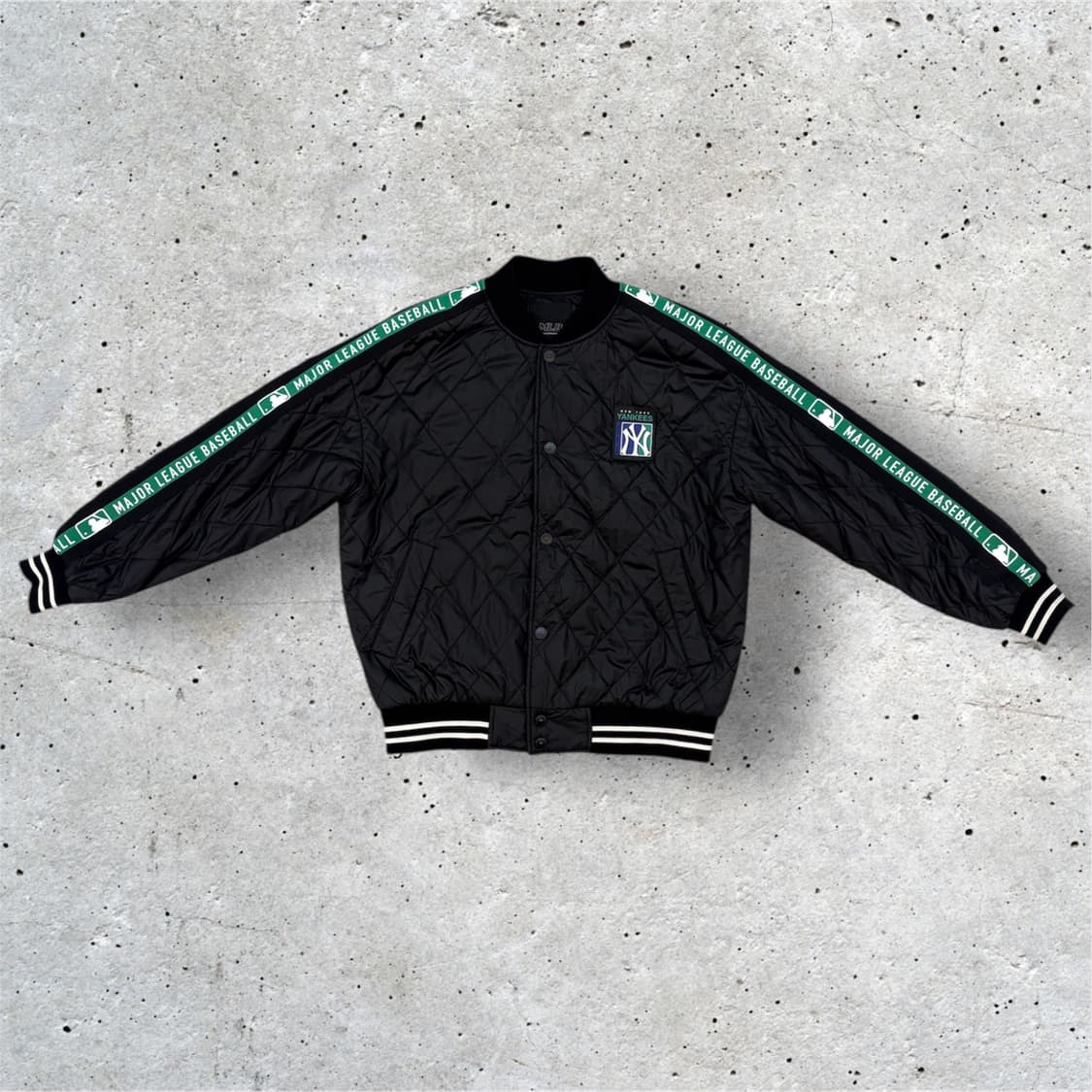 MLB 뉴욕 양키스 퀄팅 자켓 상품이미지2