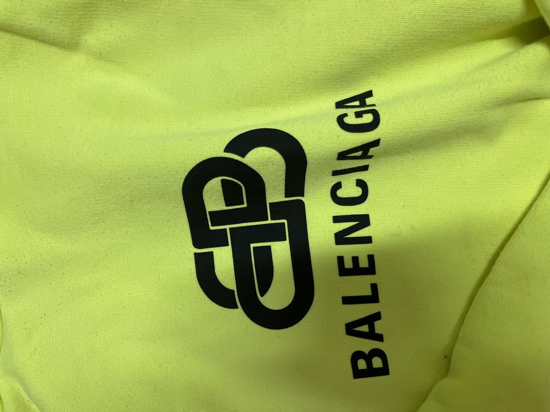 발렌시아가 BB로고 네온형광 후드티 상품이미지3