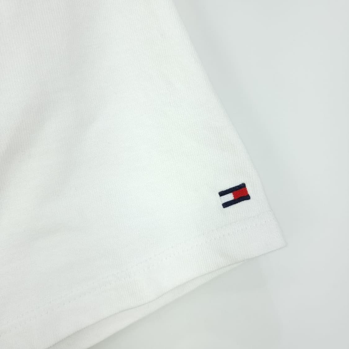 [타미힐피거] 헤리티지 빅로고 자수 반팔 티 M20171 상품이미지7