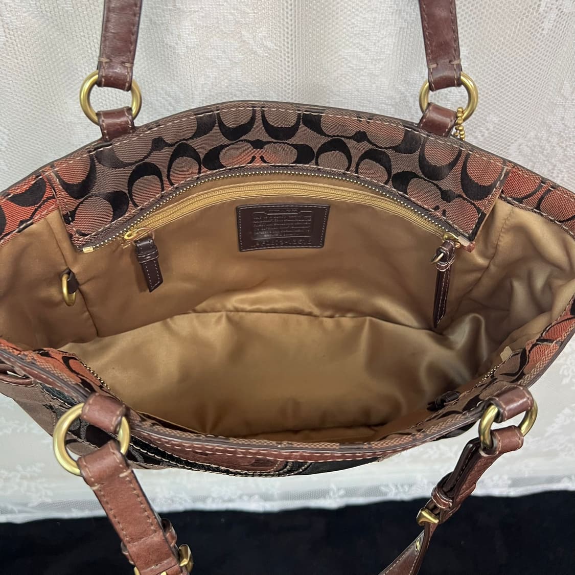 코치 브라운 패치워크 숄더백 상품이미지7